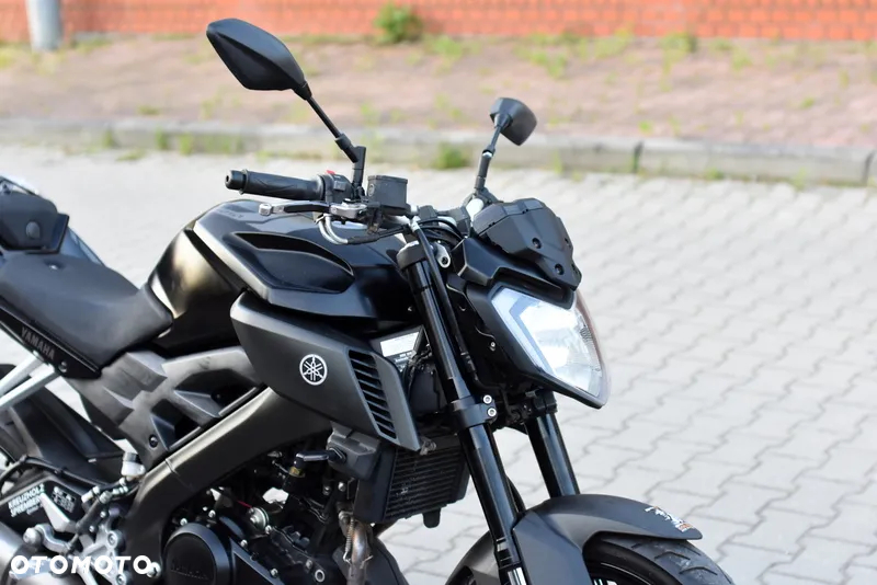 Yamaha MT - 4
