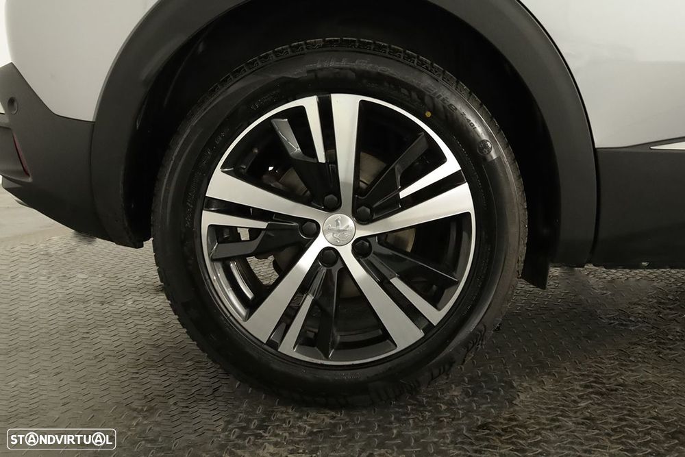 Peugeot 3008 1.2 PureTech GT EAT8 - 5