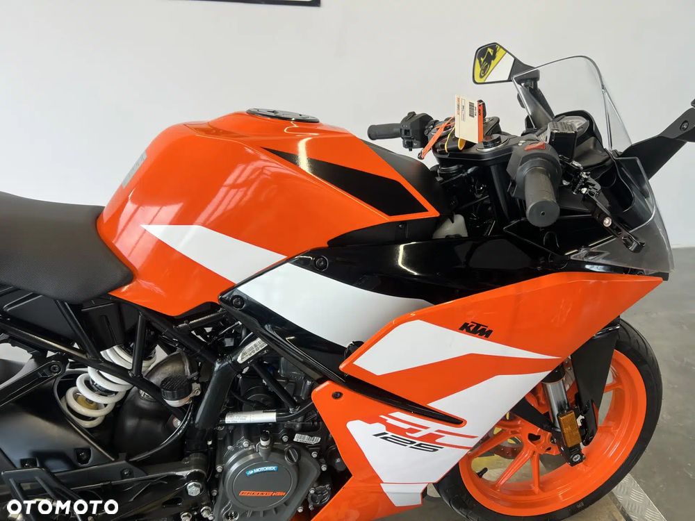 KTM RC 125 - 22