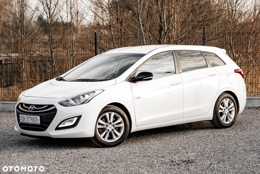 Hyundai i30 i30cw 1.6 Trend - 6
