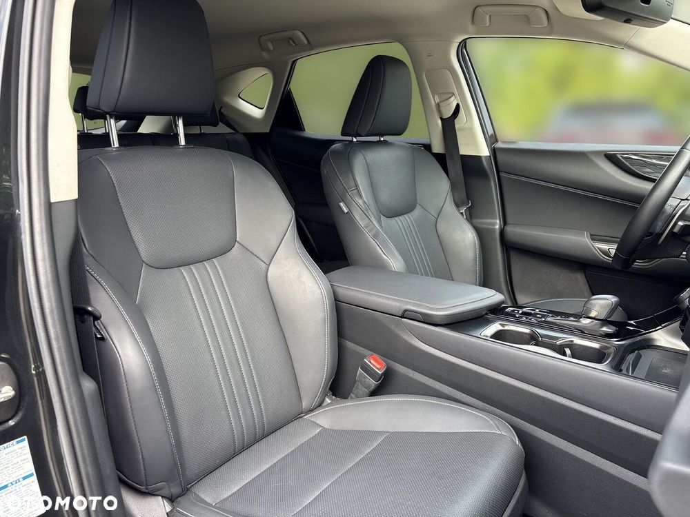 Lexus NX 350h Business AWD - 20