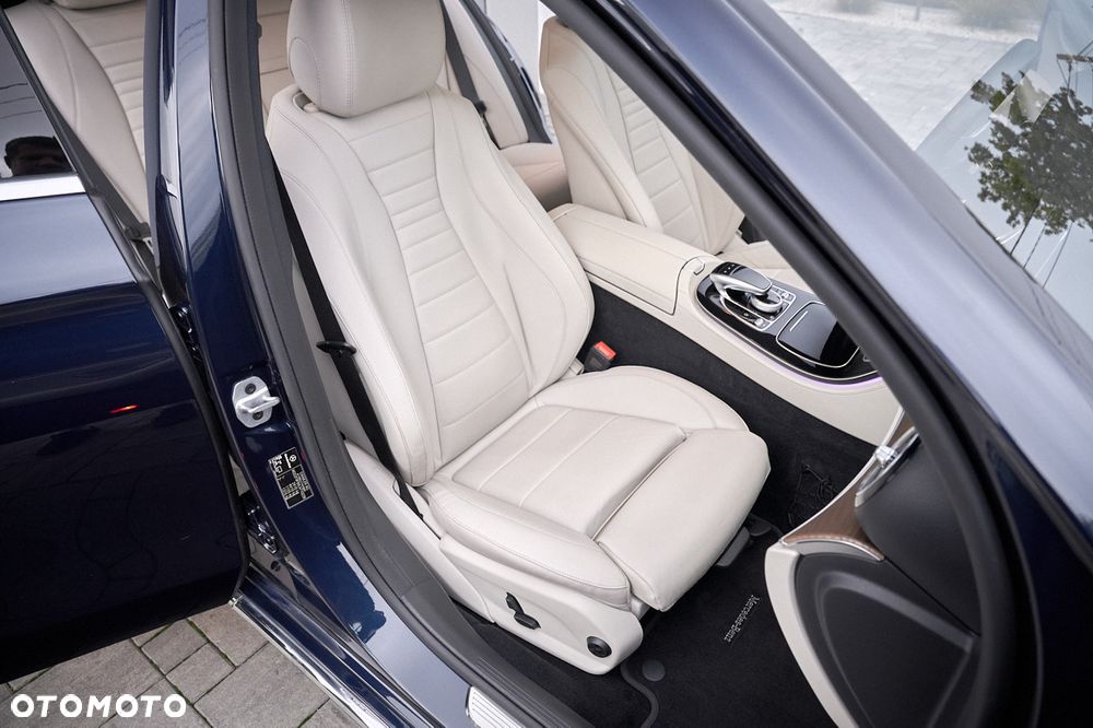 Mercedes-Benz Klasa E 350 9G-TRONIC Avantgarde - 23
