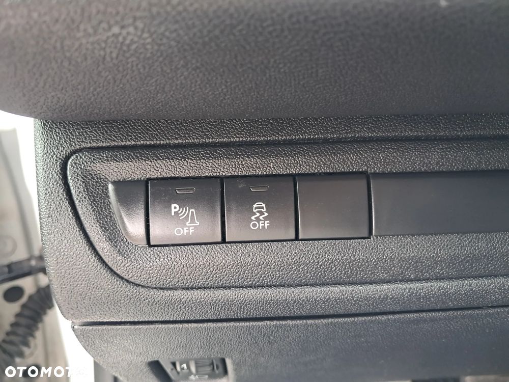 Peugeot 208 95 VTI Active - 21