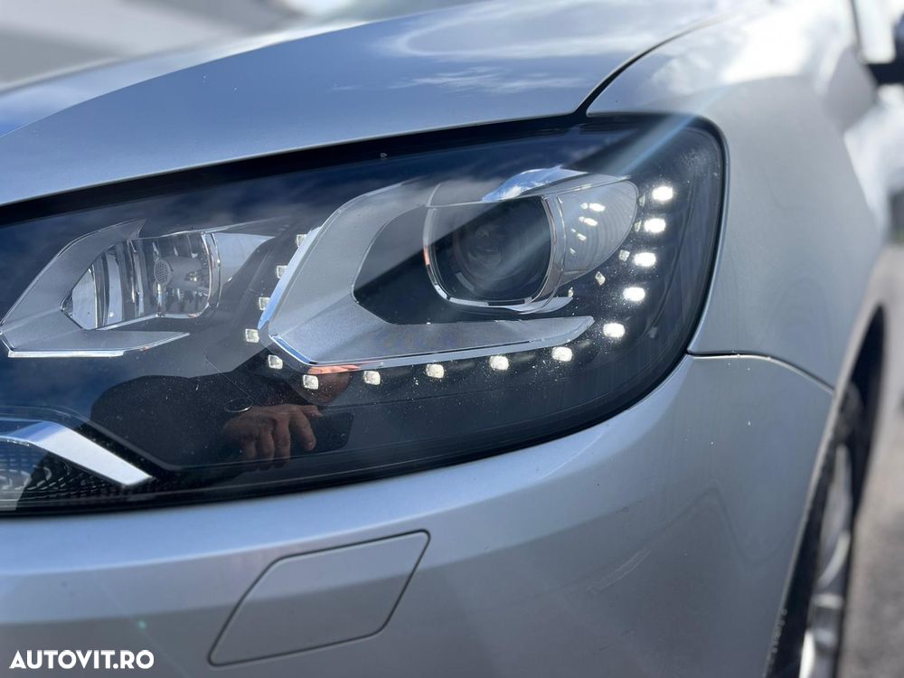 Volkswagen Passat 2.0 TDI DSG (BlueMotion Technology) Comfortline - 12