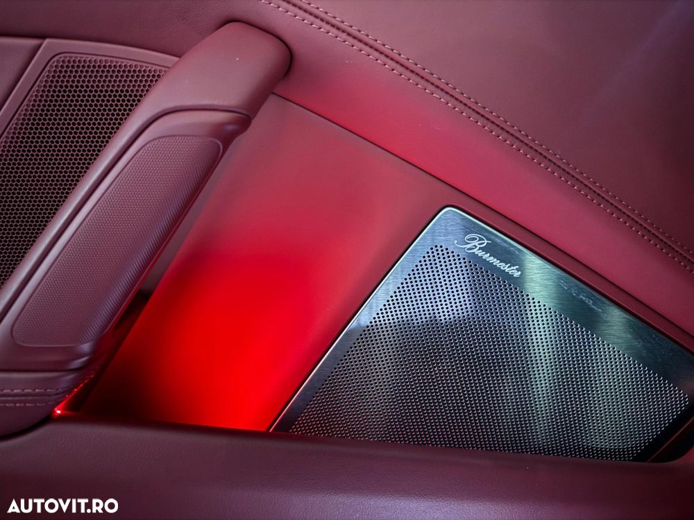 Porsche 911 Carrera 4S - 16