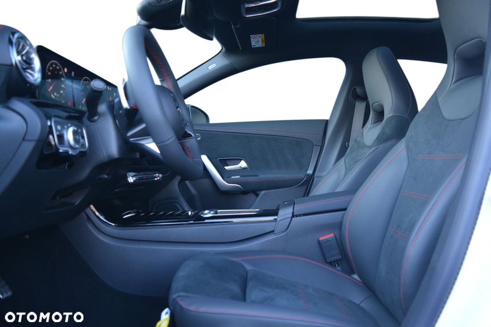Mercedes-Benz CLA 200 AMG Line 7G-DCT - 8