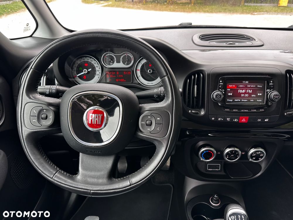 Fiat 500L 1.4 T-Jet 16V Lounge - 28