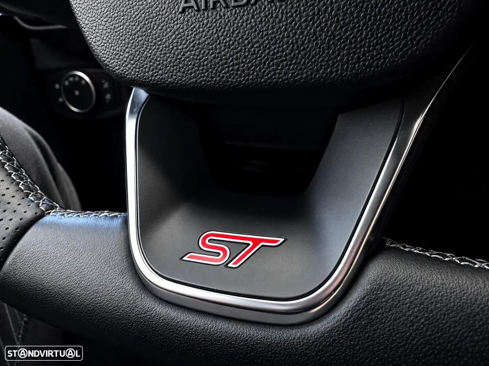 Ford Fiesta 1.5 EcoBoost ST - 45