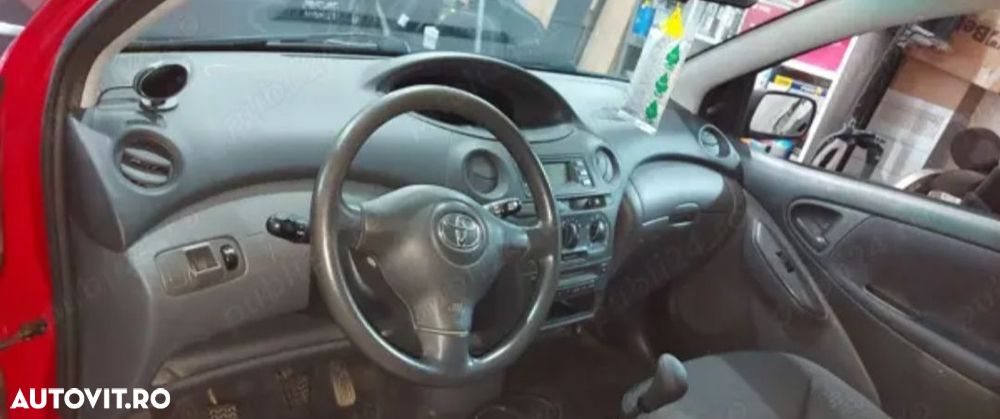 Toyota Yaris 1.4 D-4D - 7