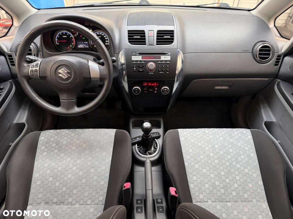 Suzuki SX4 - 9