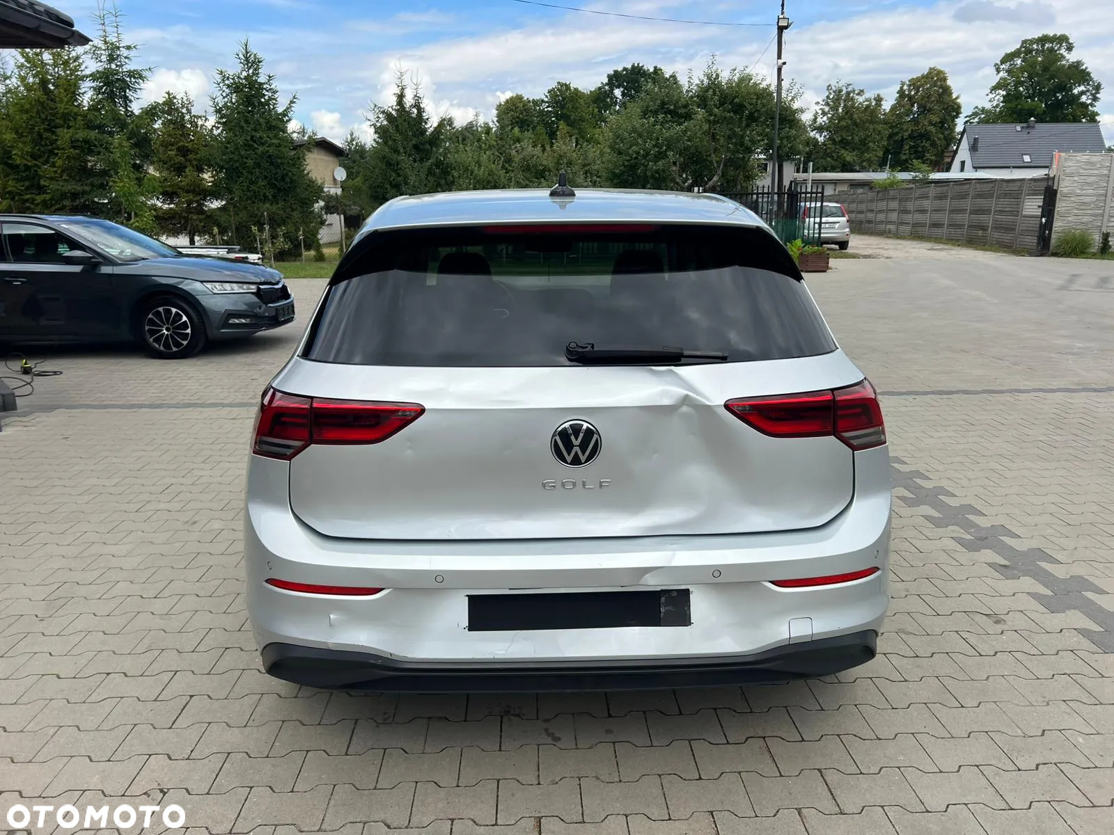 Volkswagen Golf 2.0 TDI SCR Active - 4