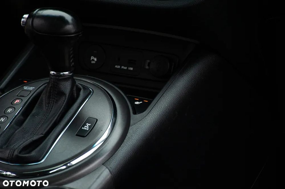 Kia Sportage 2.0 CRDI 4WD Automatik Dream-Team Edition - 21