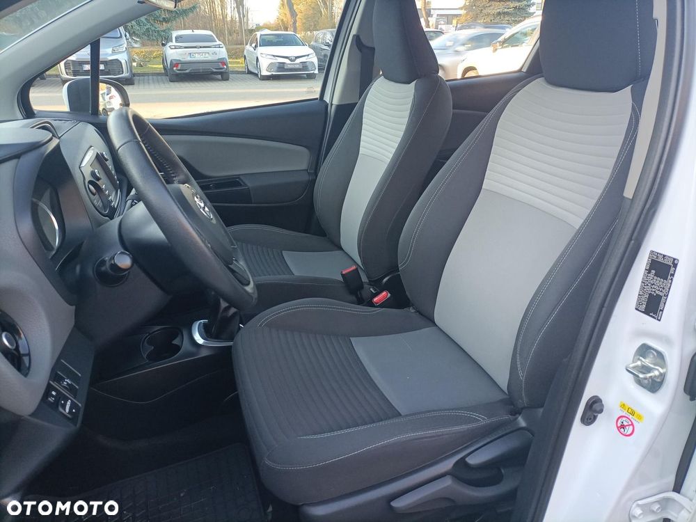 Toyota Yaris - 9
