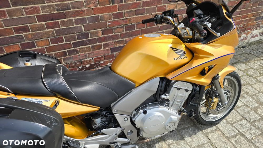 Honda CBF - 33