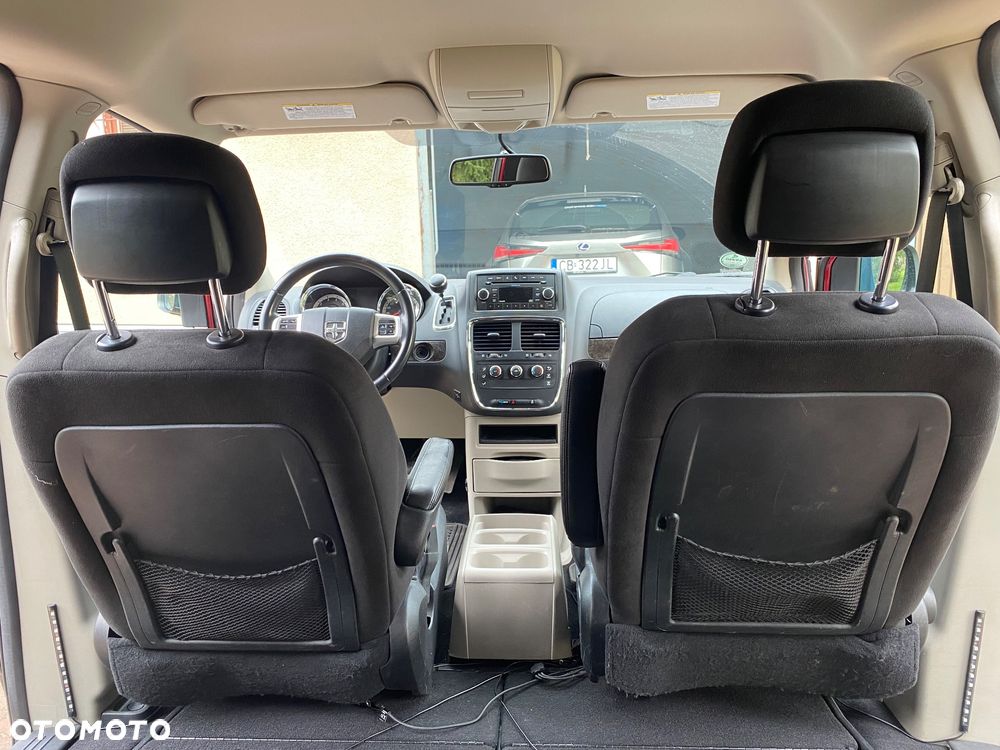 Dodge Grand Caravan ver-3-6-express - 21