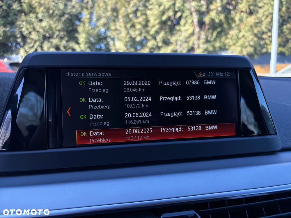 BMW Seria 5 520d - 28