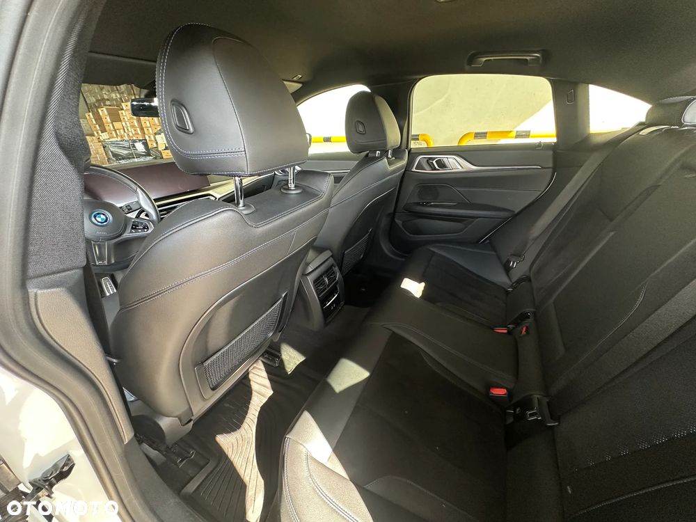 BMW i4 80.7kWh eDrive 35 - 22