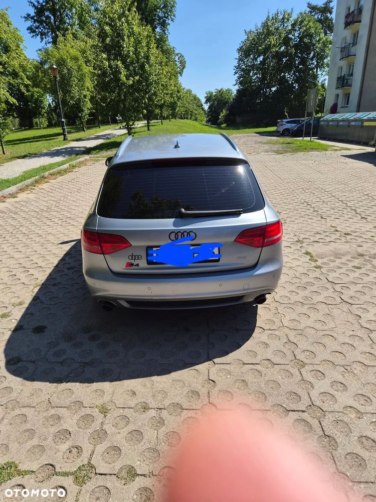 Audi A4 Avant - 30
