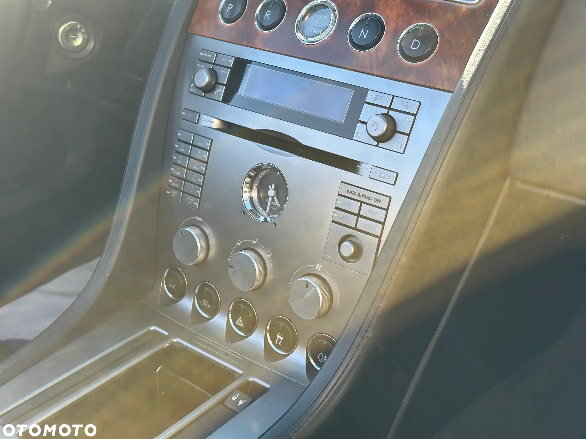 Aston Martin DB9 Volante Touchtronic - 34