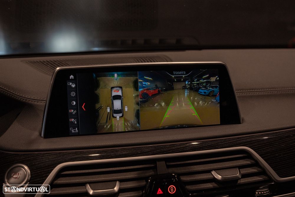 BMW 740 e iPerformance Pack M - 19