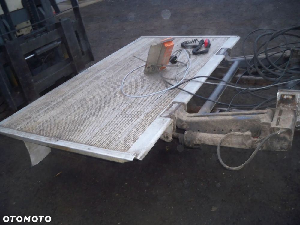 Winda załadowcza 12V - 5