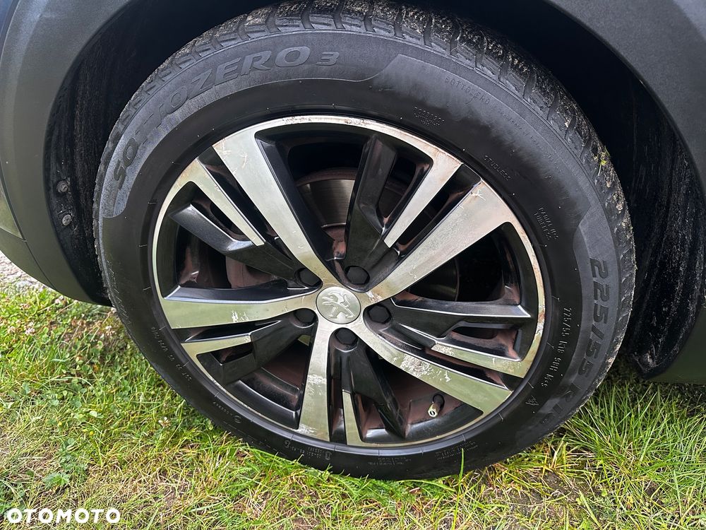 Peugeot 5008 PureTech 130 EAT8 Stop & Start Allure Pack - 12