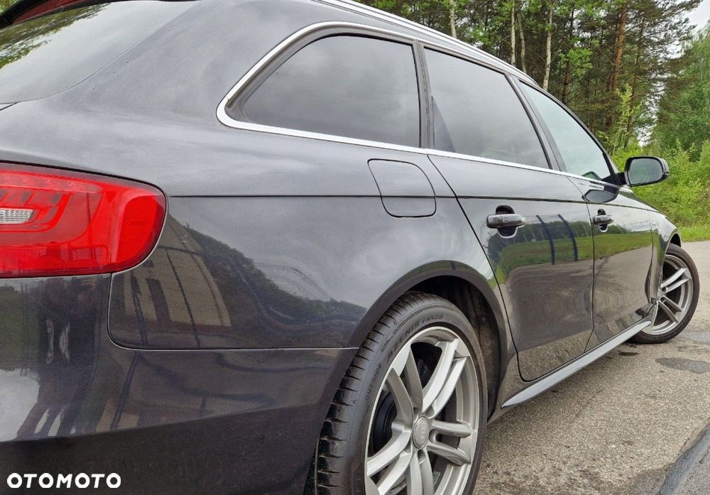 Audi A4 Avant 2.0 TDI DPF quattro S line Sportpaket - 15