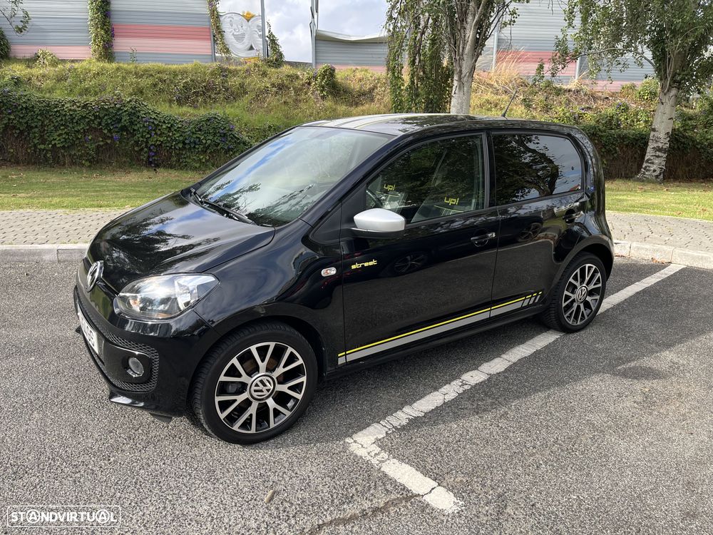 VW Up! 1.0 BMT High - 1