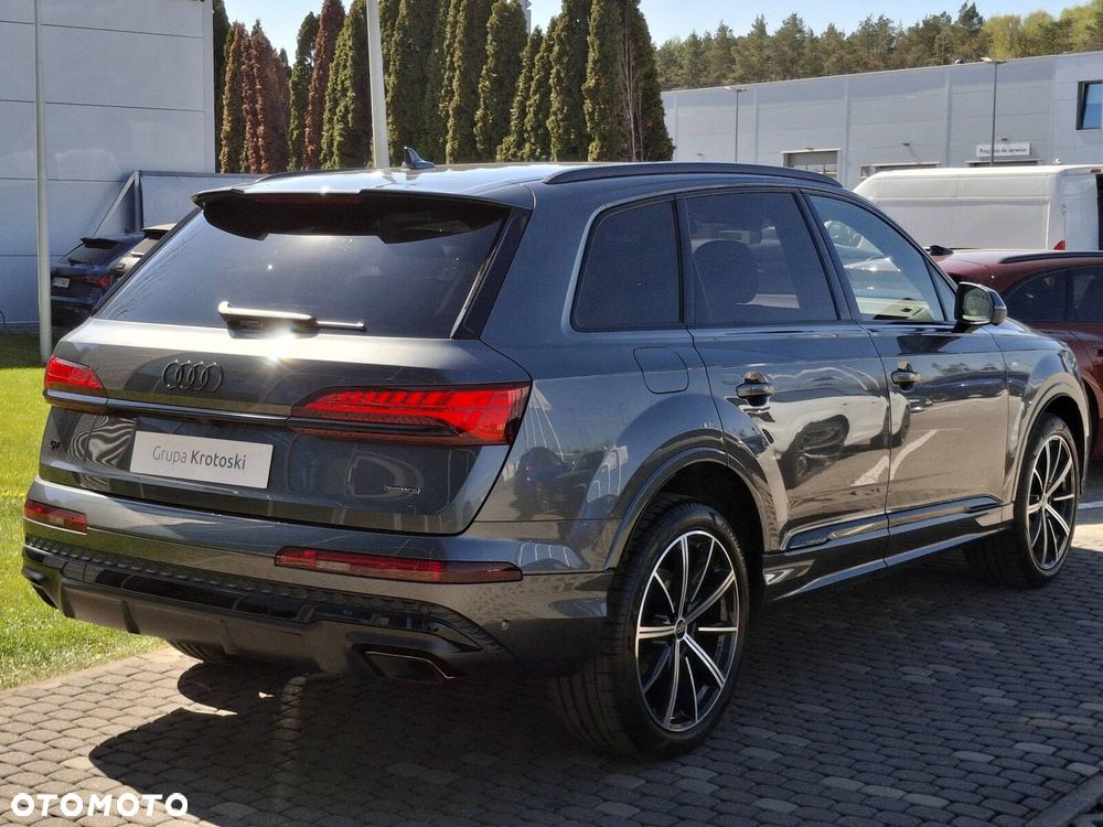 Audi Q7 - 6