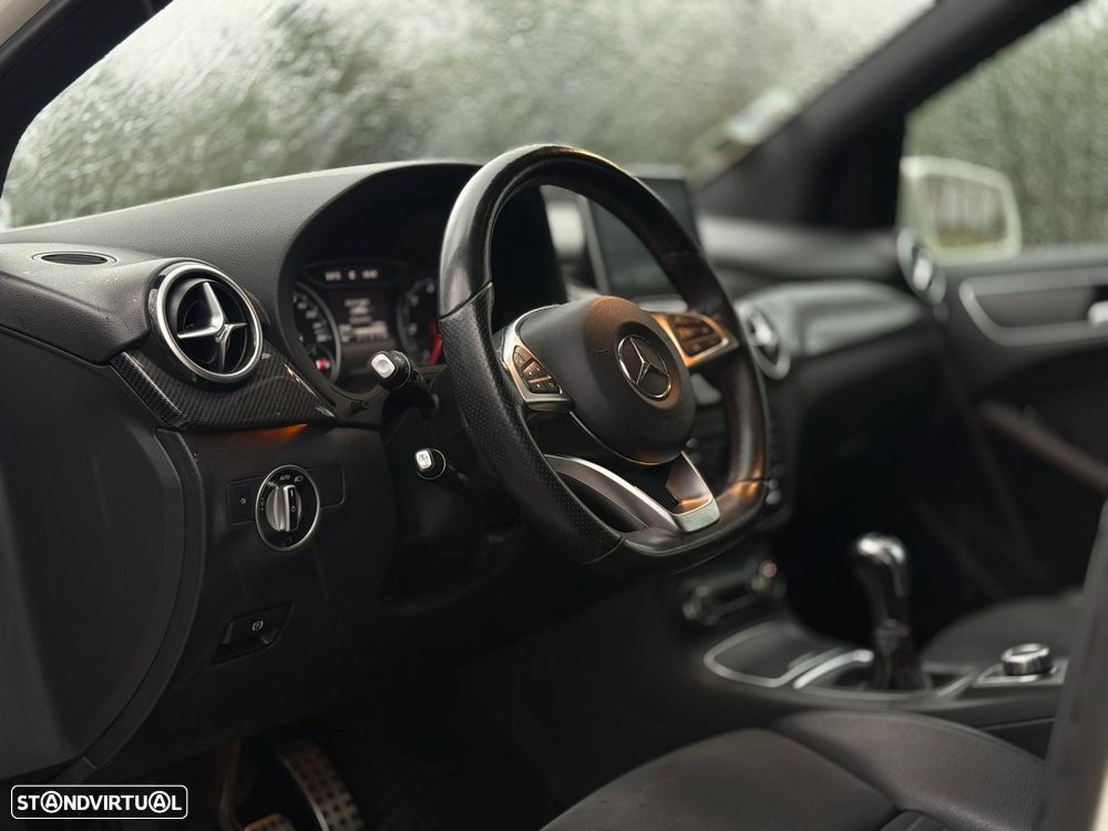 Mercedes-Benz B 180 d AMG Line - 9