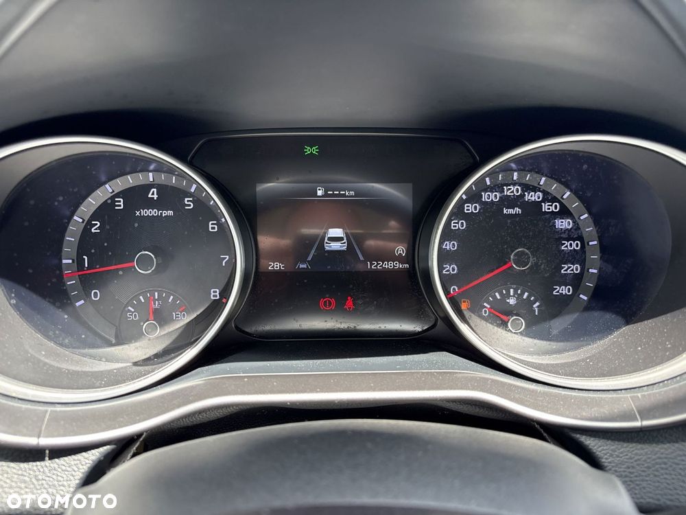 Kia Ceed - 14