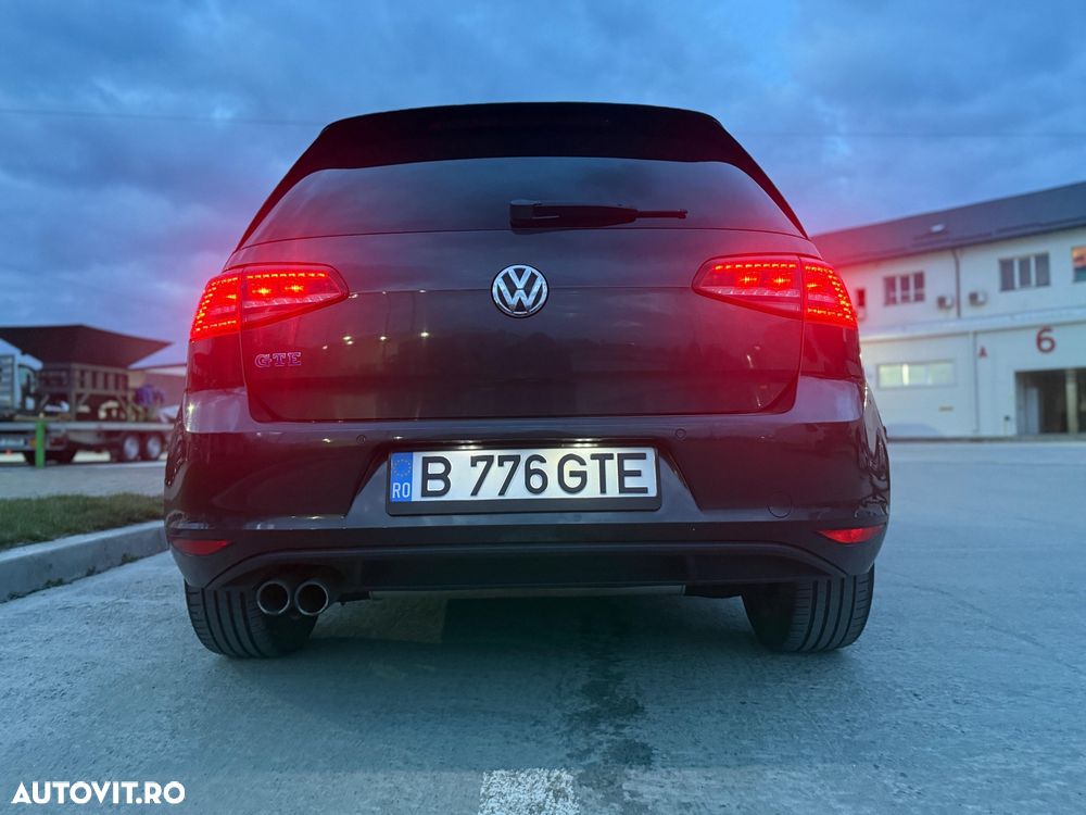 Volkswagen Golf - 27