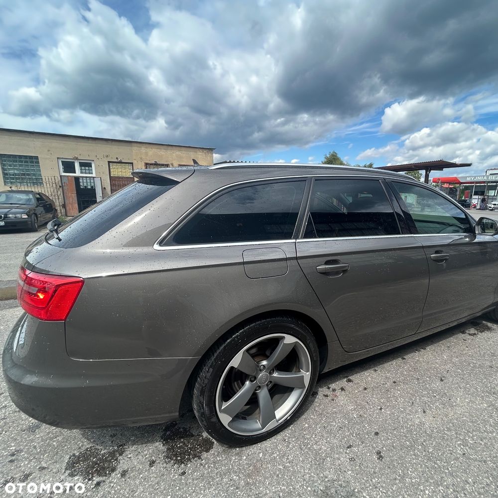 Audi A6 Avant 2.0 TDI Multitronic - 9