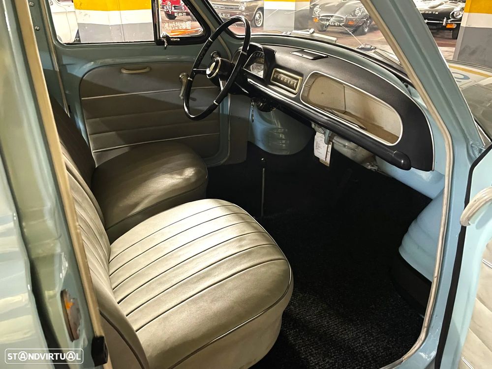 Renault Dauphine - 8