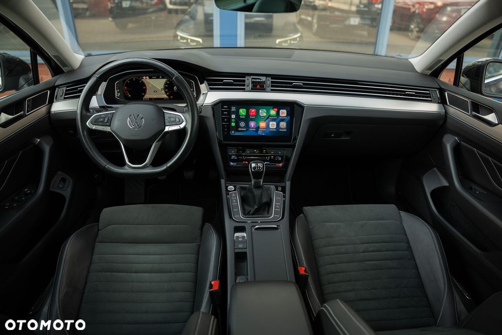 Volkswagen Passat 2.0 TDI (BlueMotion Technology) Highline - 4