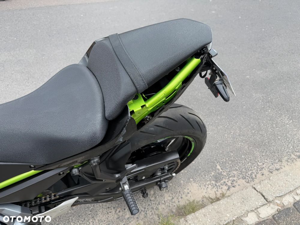 Kawasaki Z 650 - 17