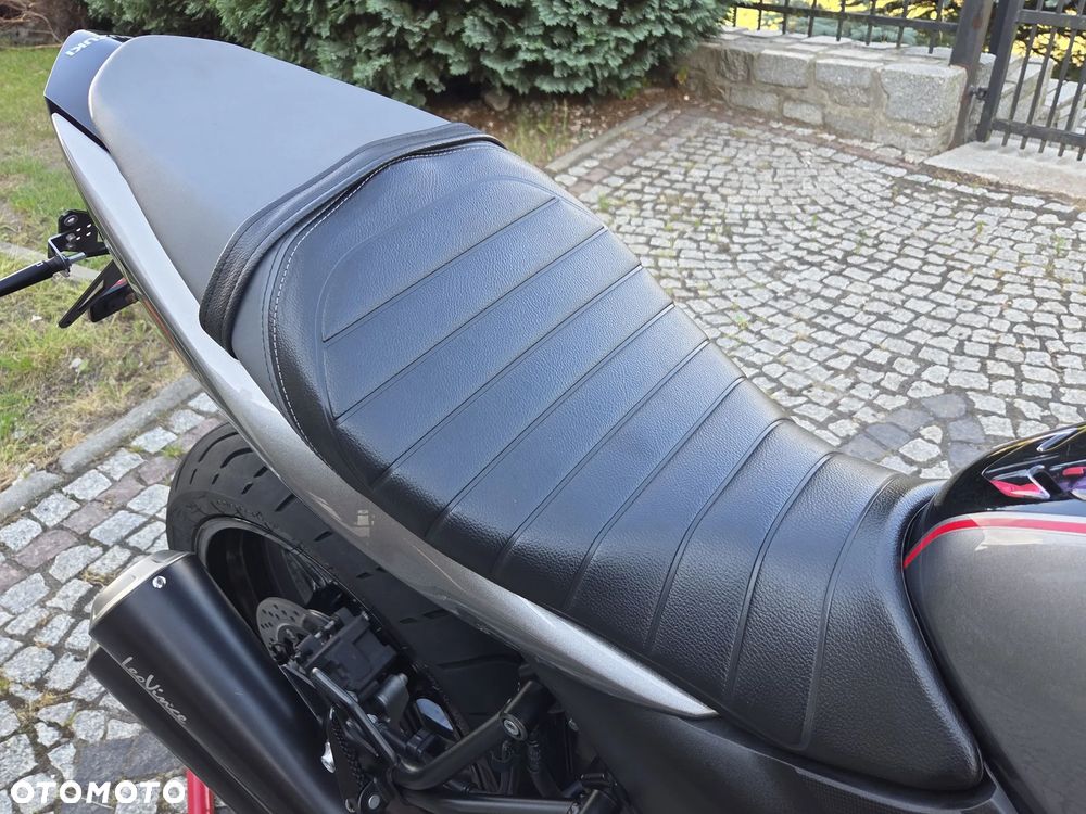 Suzuki SV - 35