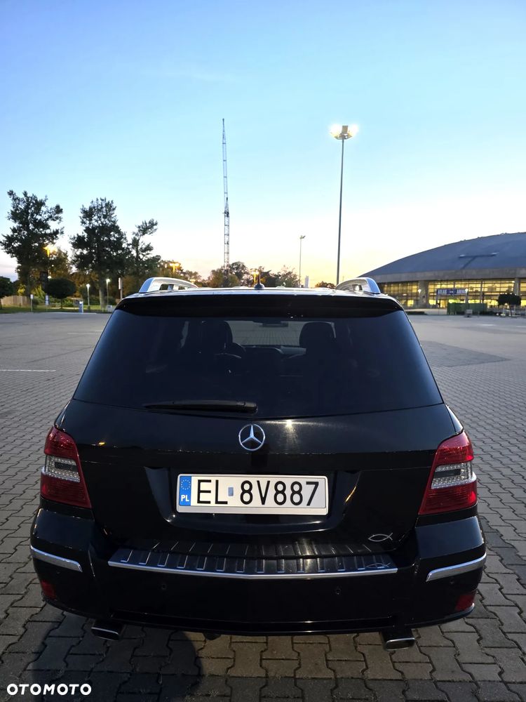 Mercedes-Benz GLK 220 CDI DPF 4Matic BlueEFFICIENCY 7G-TRONIC - 7