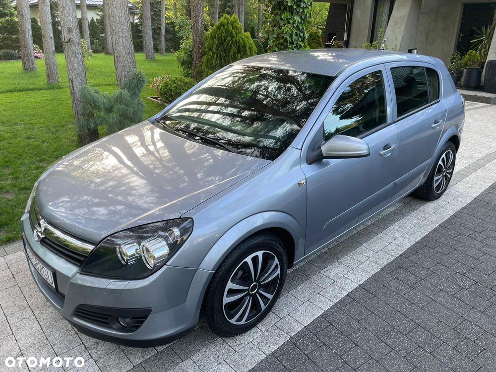 Opel Astra 1.6 Sport Easytronic - 4