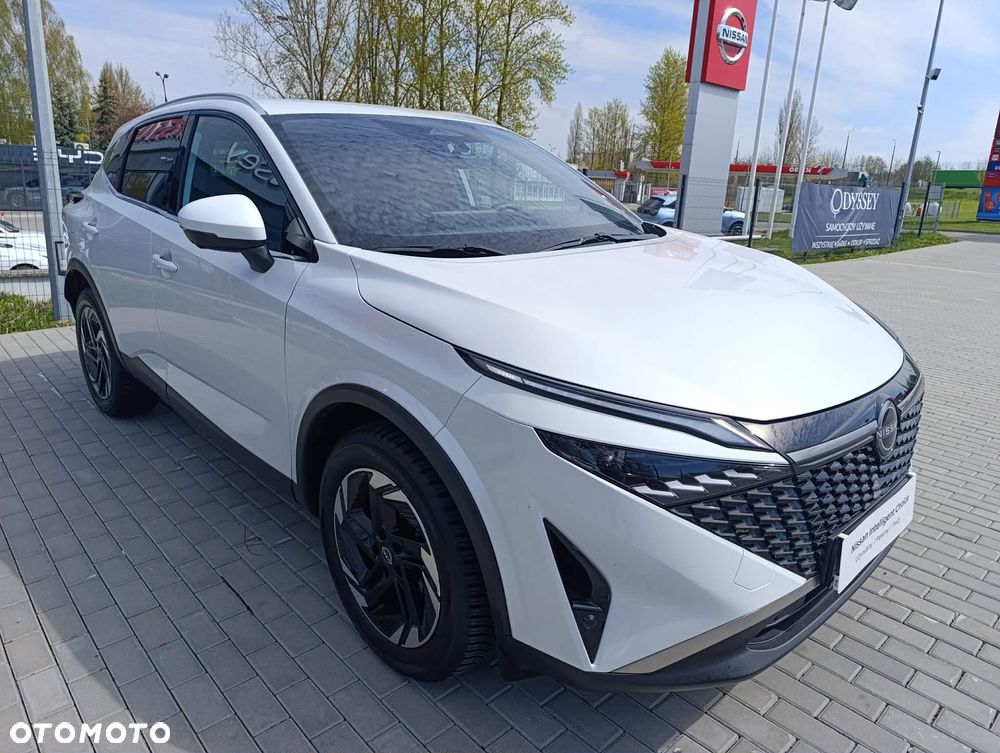 Nissan Qashqai 1.3 DIG-T MHEV N-Connecta Xtronic - 4