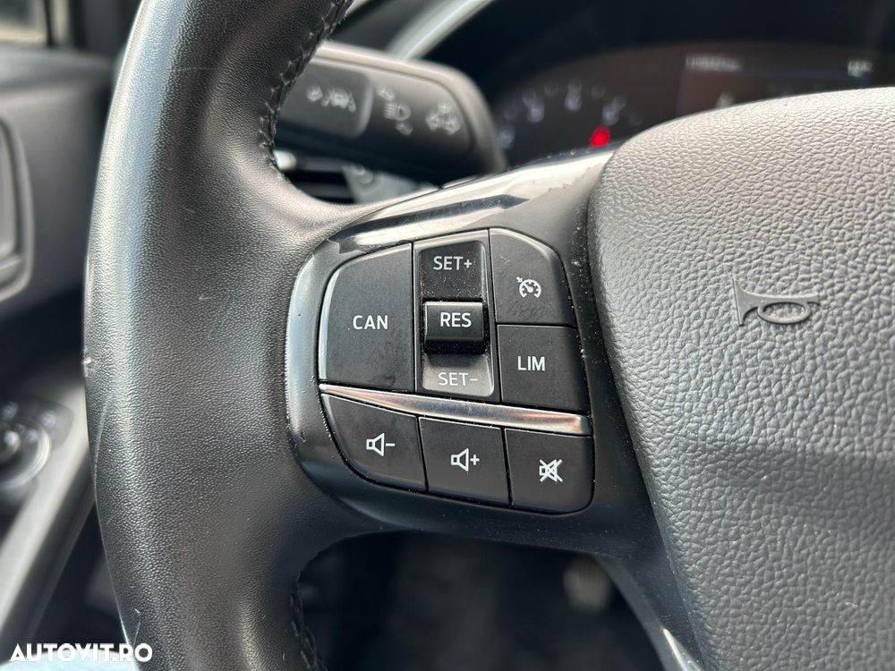 Ford Focus 1.0 EcoBoost Connected - 18