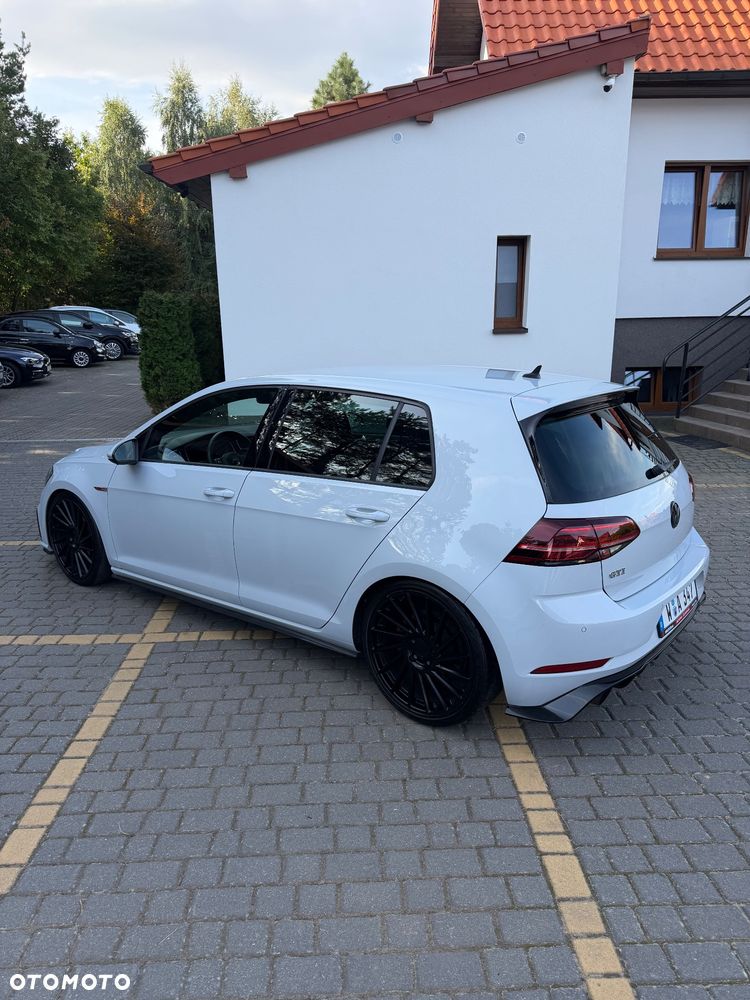Volkswagen Golf GTI (BlueMotion Technology) DSG - 8