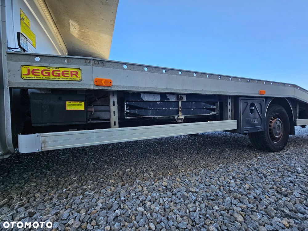 Mercedes-Benz Sprinter 319 CDI 7G-Tronic - 4