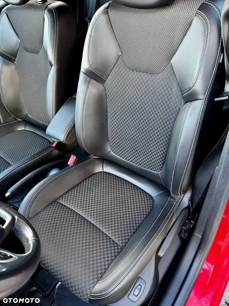 Renault Clio 0.9 Energy TCe Intens+ EU6 - 12