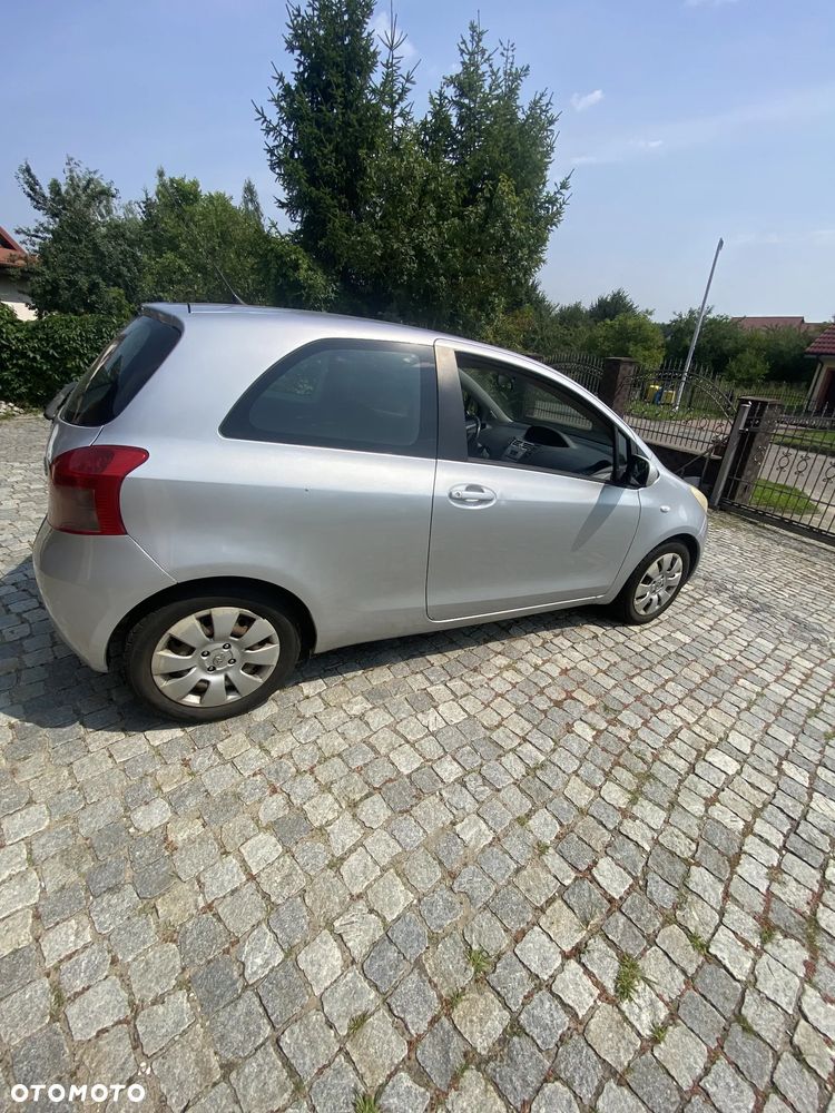 Toyota Yaris 1.0 VVT-i - 5