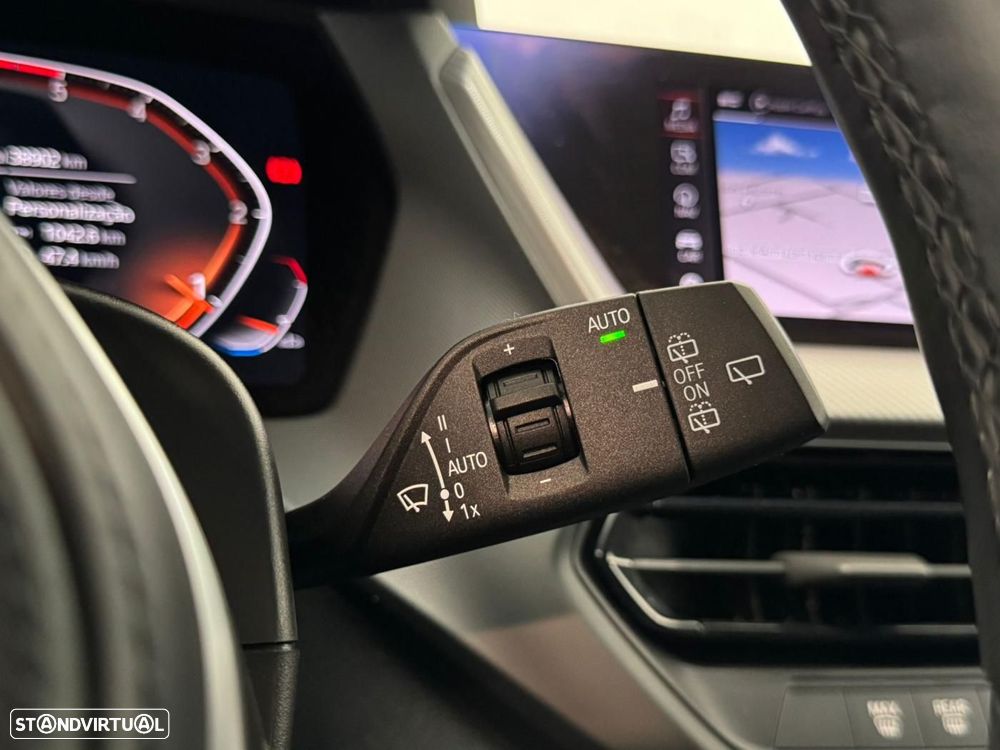 BMW 116 d Pack Desportivo M - 21