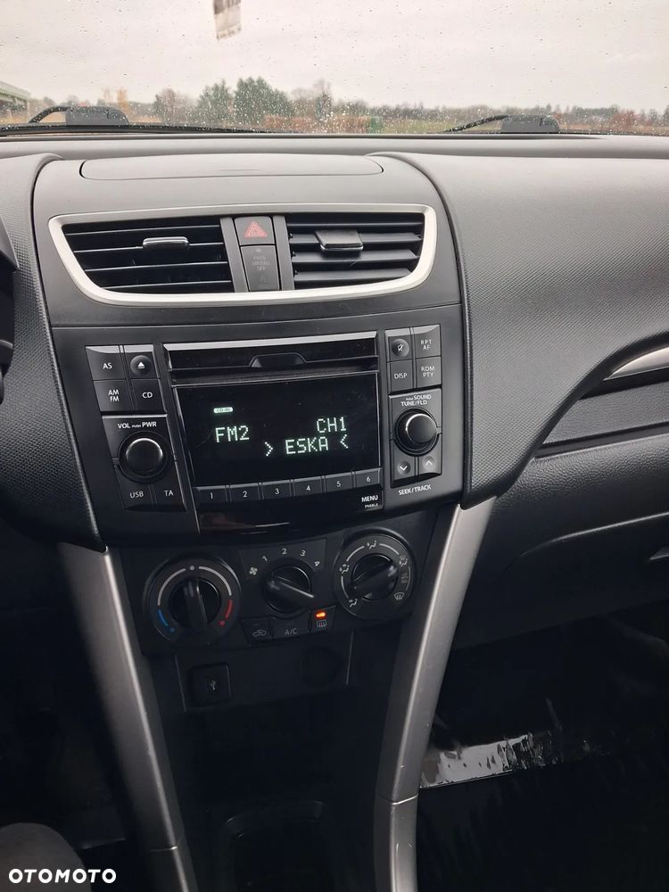 Suzuki Swift 1.2 X-ITE - 10