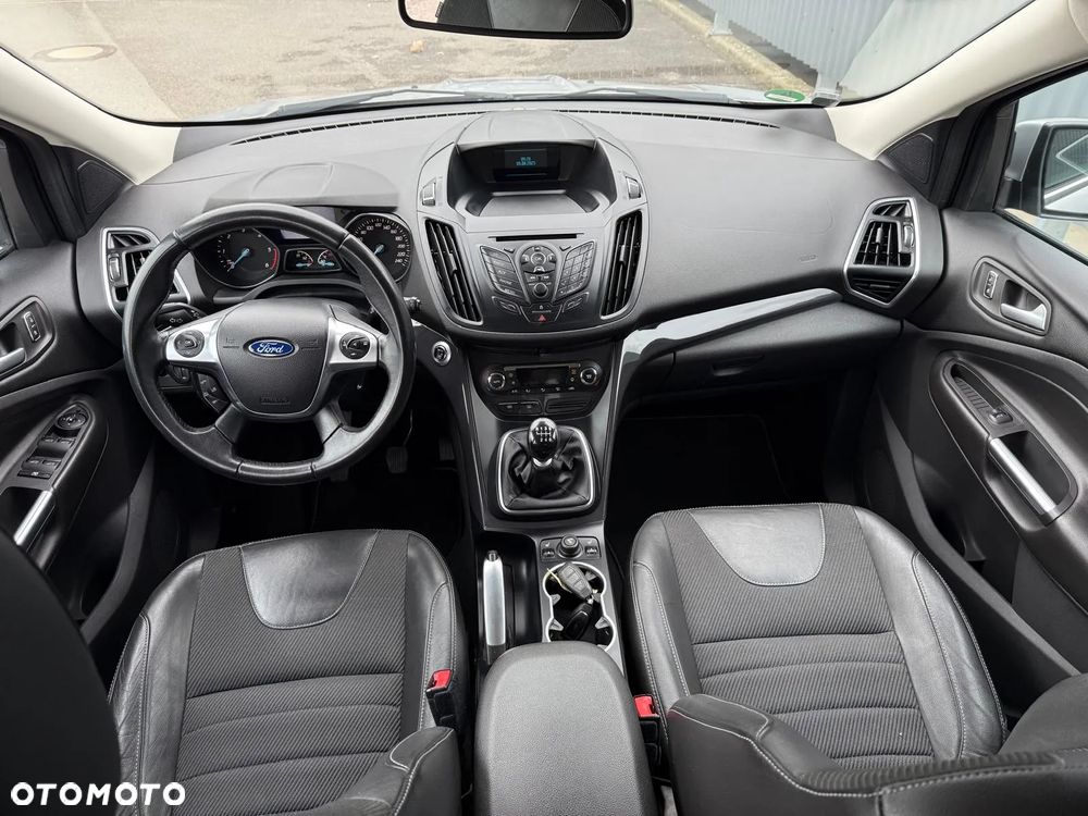 Ford Kuga 2.0 TDCi 2x4 SYNC - 28