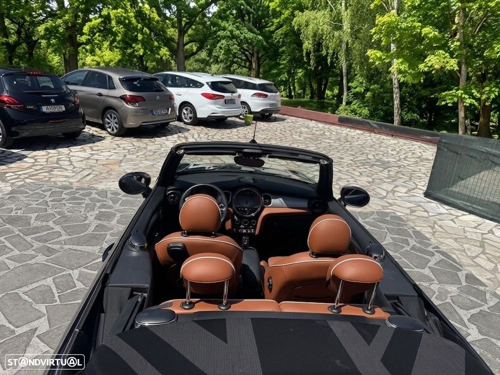 MINI Cabrio Cooper Sidewalk Special Edition Auto - 11