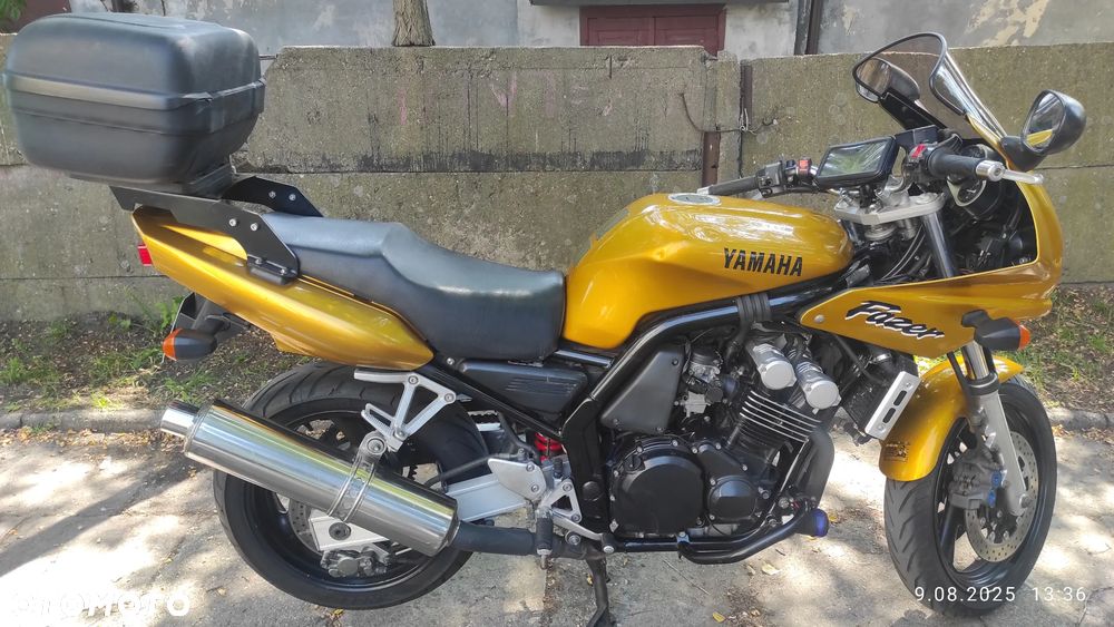Yamaha FZS - 2